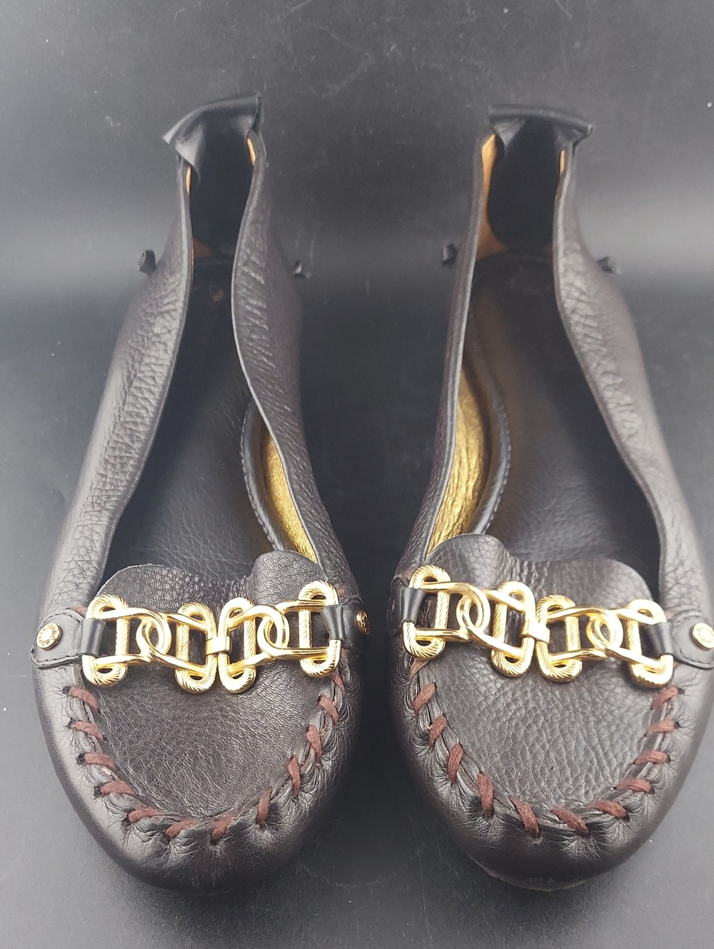 BCBG MAXAZRIA, Classic Black Leather Women’s Loafers with Gold Chain Accent